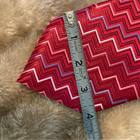 100% Silk Tie NWOT by Jordan Boss - Picture 5 of 6